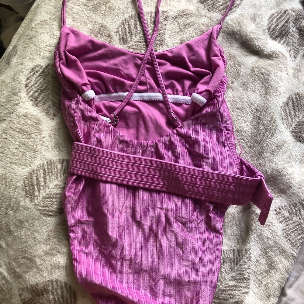 Bikini Lab - image 5